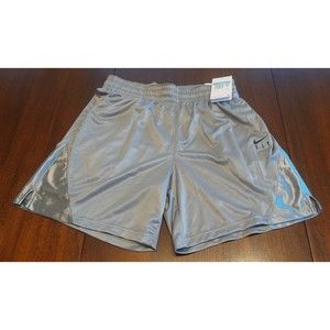 NWT Nike Women’s iSoFly Dri-Fit Basketball Shorts Loose Fit SZ Medium DH7363-073